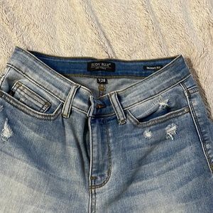 Size 7 Judy blue skinny jeans
